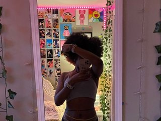 Erotic video chat Renaughty