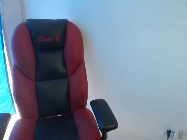 Broadcast screenshots rochymelanova