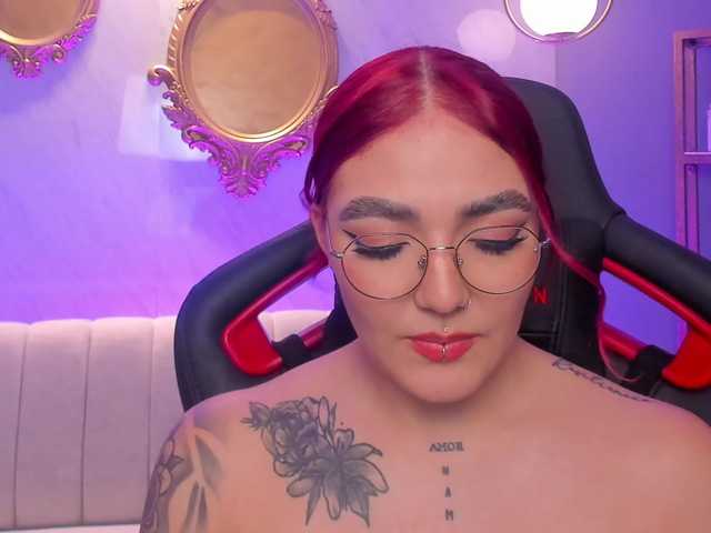 Broadcast screenshots RosalineMay