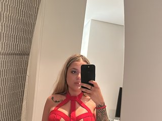 Erotic video chat Rosalliaa