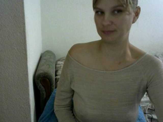 Broadcast screenshots Rosalyn-Agatha