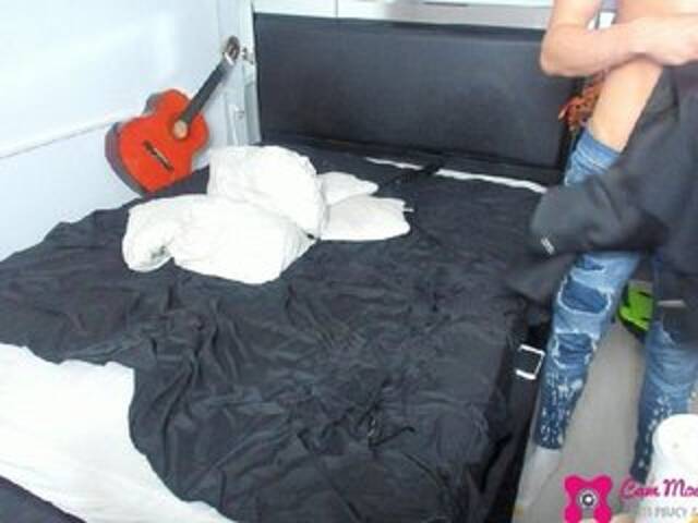 Broadcast screenshots RosaNThomas