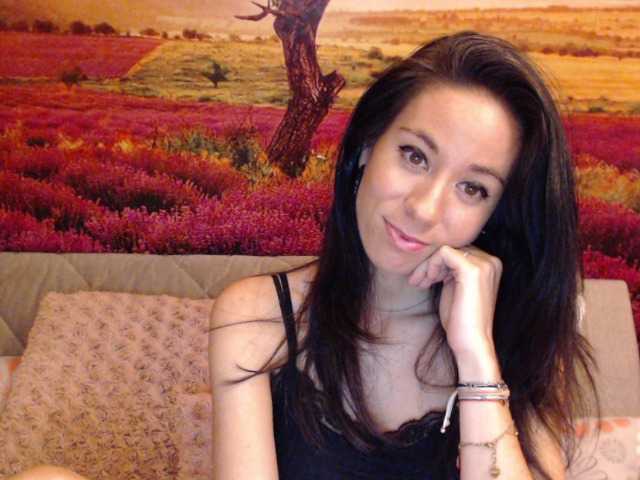 Broadcast screenshots Roselyn12