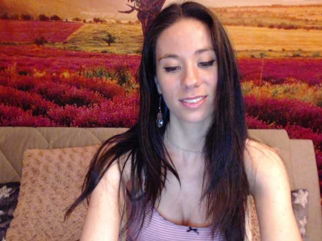 Broadcast screenshots Roselyn12