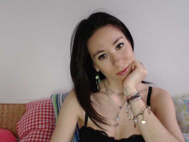 Broadcast screenshots Roselyn12