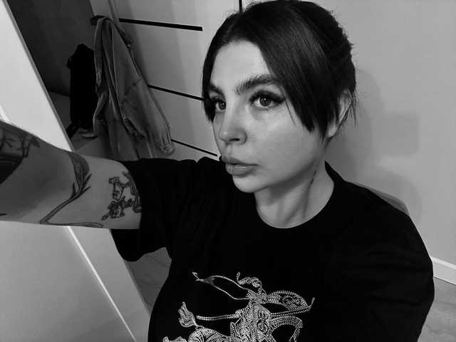Photo of the profile RoseMoonn