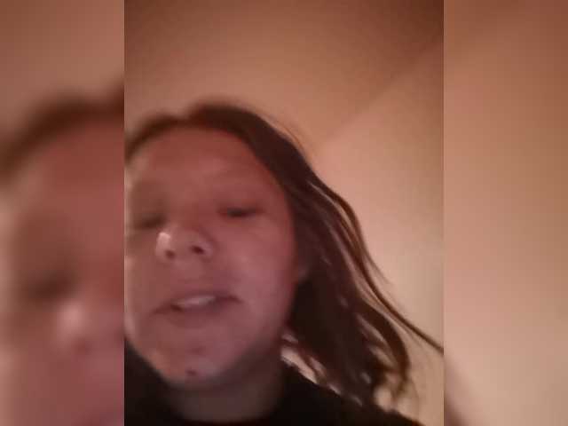 Broadcast screenshots Rosieleeann