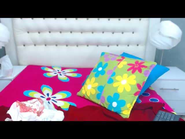 Broadcast screenshots RosieLuxe