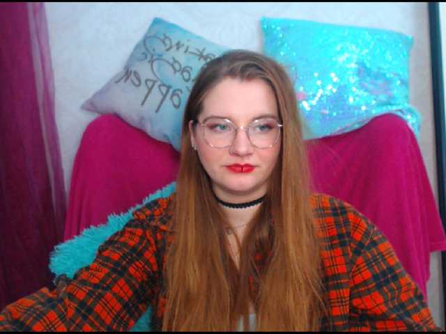 Broadcast screenshots RosieRed