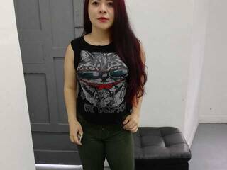 Erotic video chat Roxaneoz