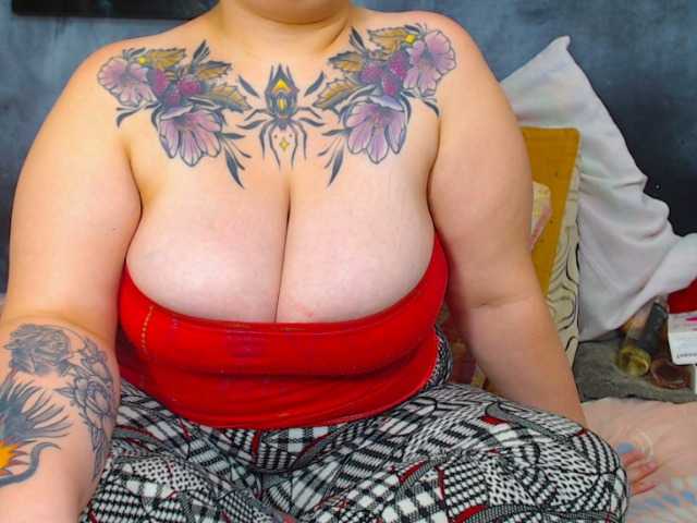 Photos ROXXAN911 Welcome to my room, enjoy it! #fuckpussy #bigtits #bbw #fat #tattoo #bigpussy #latina
