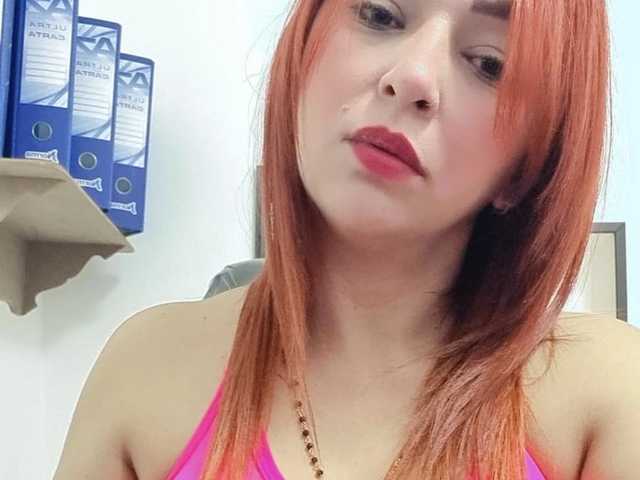 Photo of the profile roxy-milf40