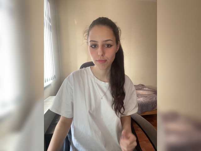 Broadcast screenshots Roxy-sweettt