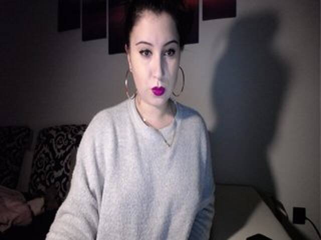 Broadcast screenshots roxy4u