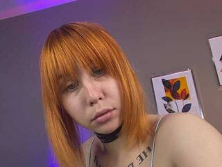 Erotic video chat RoyAngela