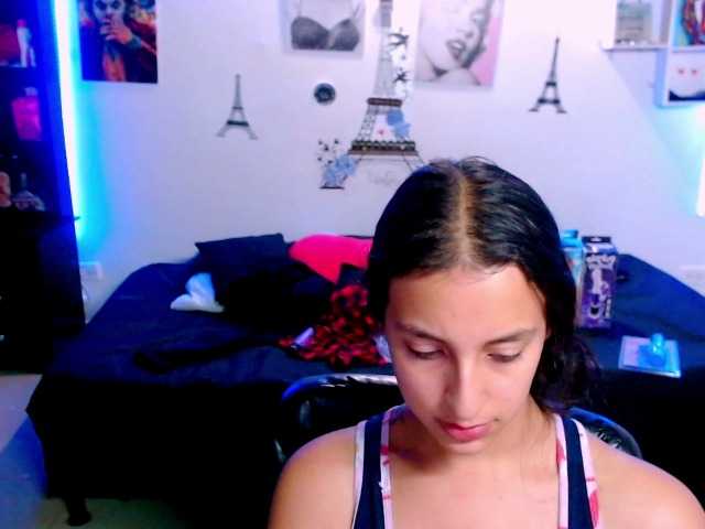 Broadcast screenshots s-selena