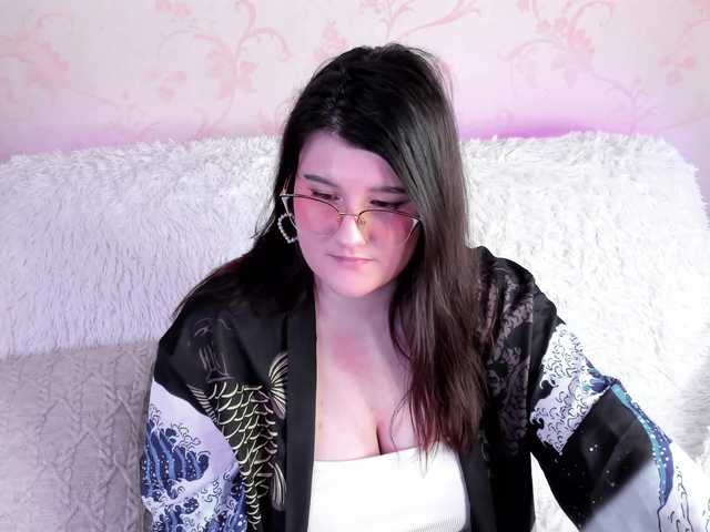 Broadcast screenshots SaanviUwU