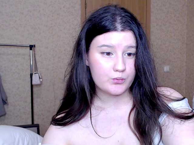 Broadcast screenshots SaanviUwU