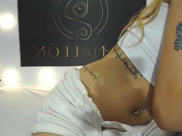 Broadcast screenshots SabrinaJonson