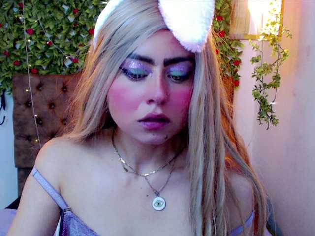 Broadcast screenshots SabrinaOlson