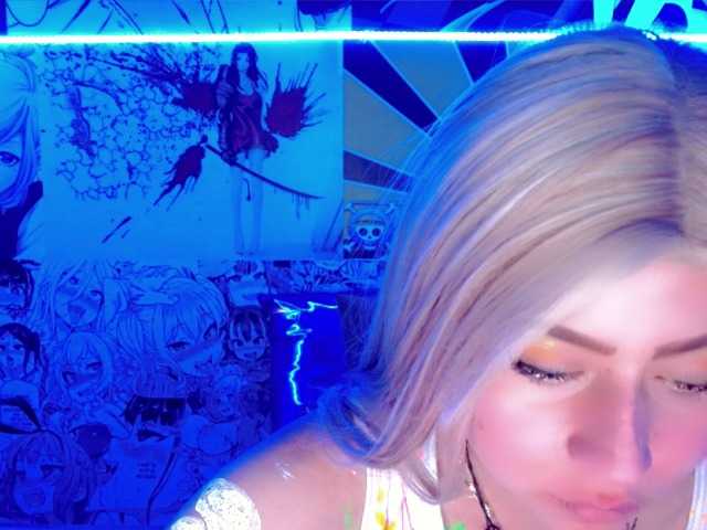 Broadcast screenshots SabrinaOlson