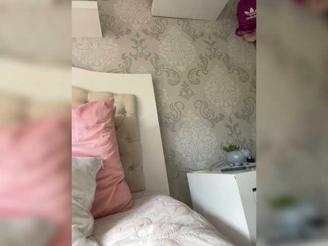 Broadcast screenshots SallyeLeins