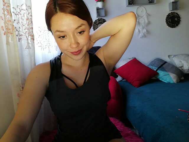 Broadcast screenshots SamaraLaiton