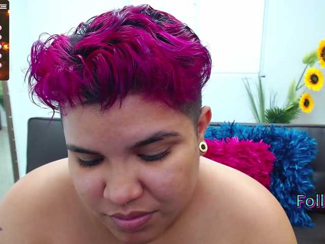 Broadcast screenshots LilyJames