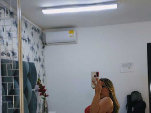 Photo of the profile Samira-coper