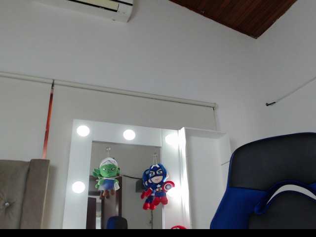 Broadcast screenshots Samytaylor