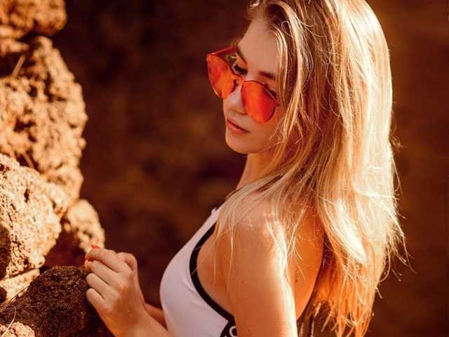 Photo of the profile SandraSexWife