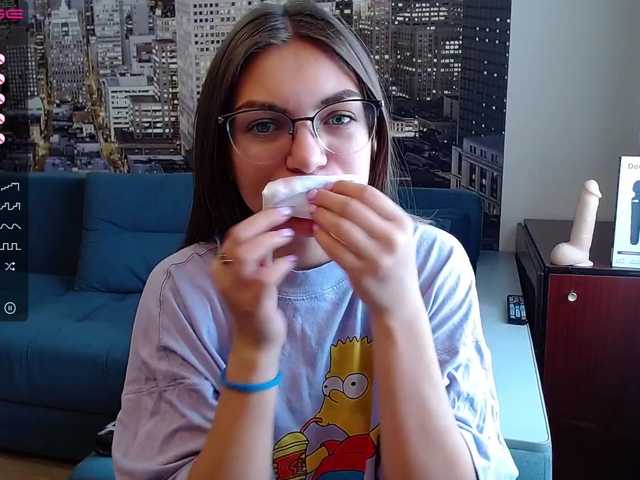 Broadcast screenshots Sandrashain1