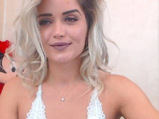 Broadcast screenshots Sandy-Bella