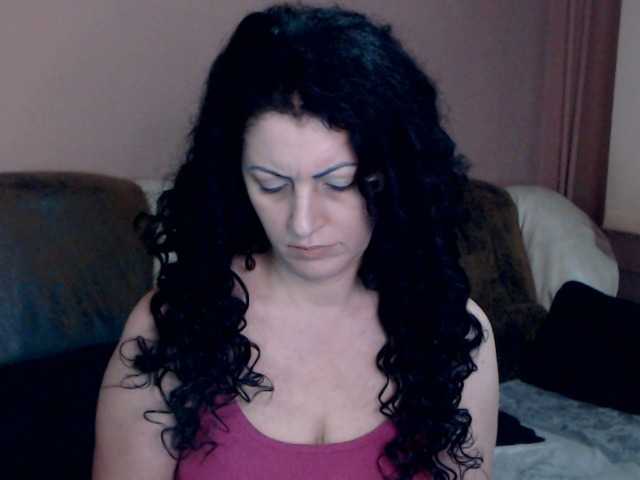 Broadcast screenshots SaraAnn
