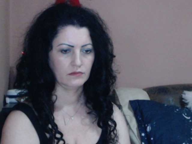 Broadcast screenshots SaraAnn