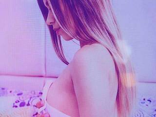 Erotic video chat Sarabrowm