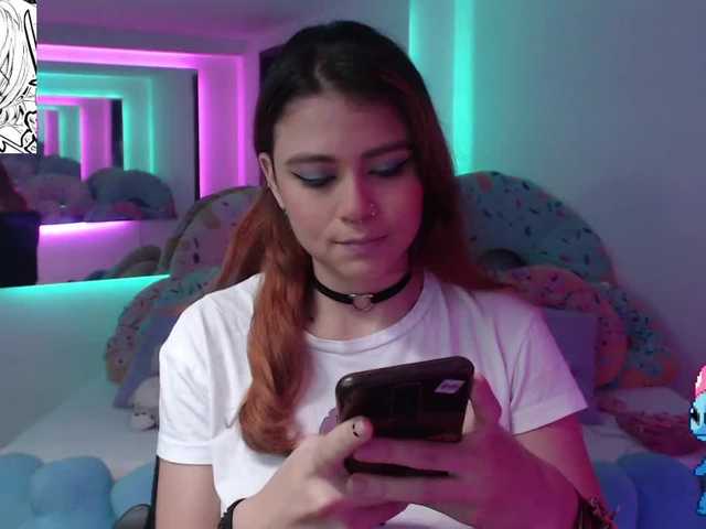 Broadcast screenshots SaraClover