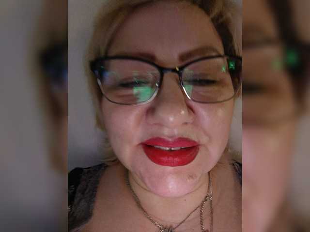 Broadcast screenshots SaraDeMur