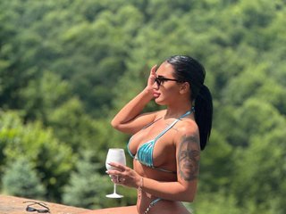 Erotic video chat SarahAdams