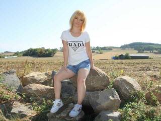 Erotic video chat SarahAnn