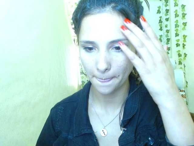 Broadcast screenshots SarahStuartt