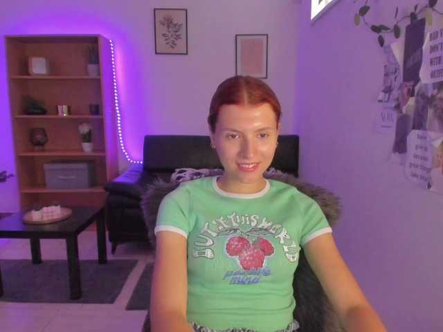 Broadcast screenshots SaraJaay18