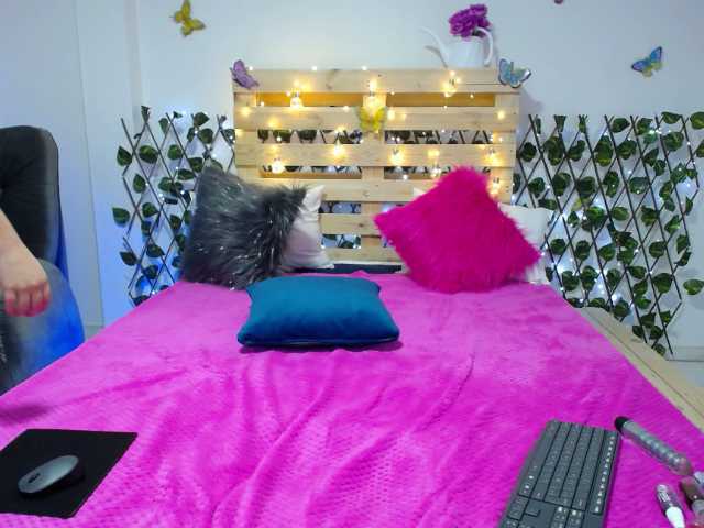 Broadcast screenshots SaraRSweet