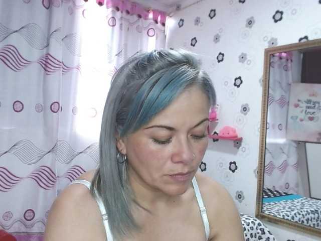 Broadcast screenshots saray-dior