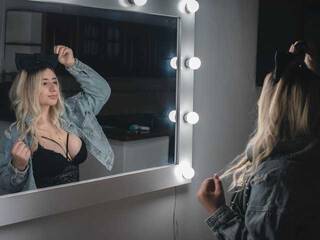 Erotic video chat Sasha-Lorent