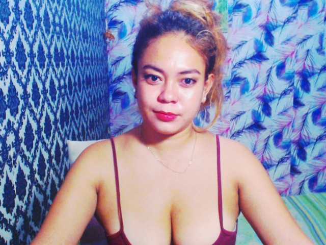 Broadcast screenshots SassyClit