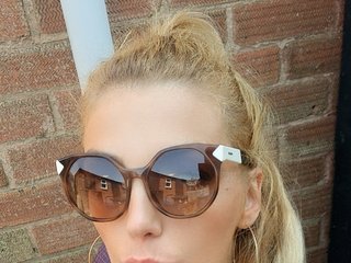 Erotic video chat SavageAss