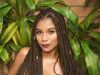 Erotic video chat SavanaBrownn