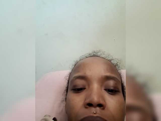 Broadcast screenshots ScarlettDiorFoxx