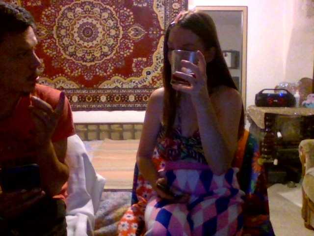 Broadcast screenshots selennandbrya